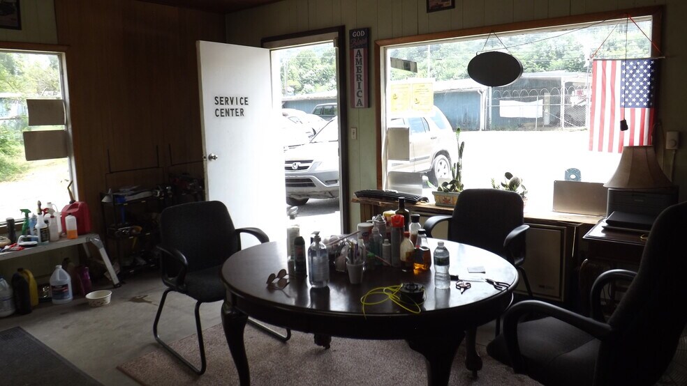 More Photos Of 2056 US 70 Hwy, Swannanoa Auto Salvage Facility For Lease