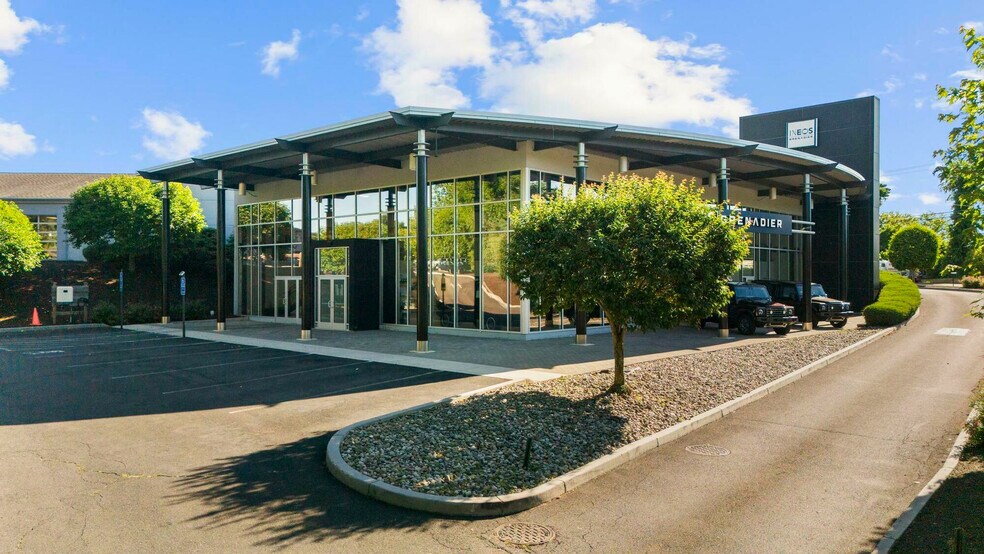 Primary Photo Of 100 Federal Rd, Danbury Auto Dealership For Sale