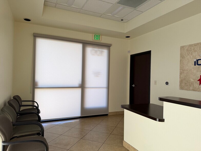 More Photos Of 6332 S Rainbow Blvd, Las Vegas Medical For Lease