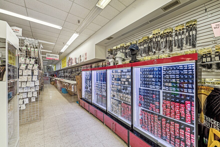 More Photos Of 13606 Kuykendahl Rd, Houston Freestanding For Lease