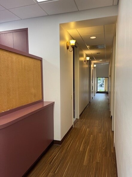 More Photos Of 2329 Oak Park Ln, Santa Barbara Medical For Lease