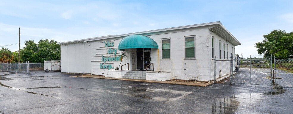 More Photos Of 4475 28th St N, Saint Petersburg Industrial For Sale
