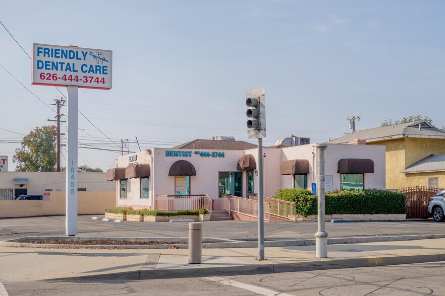 More Photos Of 10455 Lower Azusa Rd, Temple City Medical For Sale
