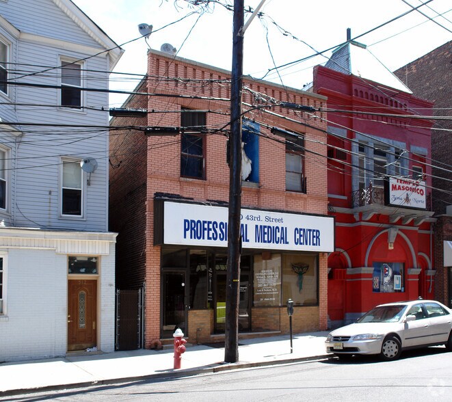More Photos Of 510 43rd St, Union City Medical For Sale