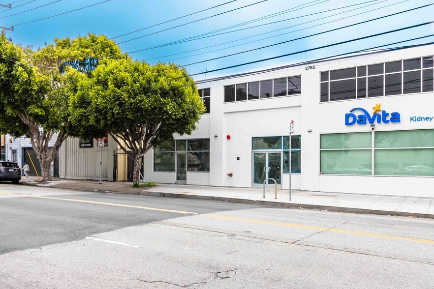 Primary Photo Of 2761 16th St, San Francisco Showroom For Sale