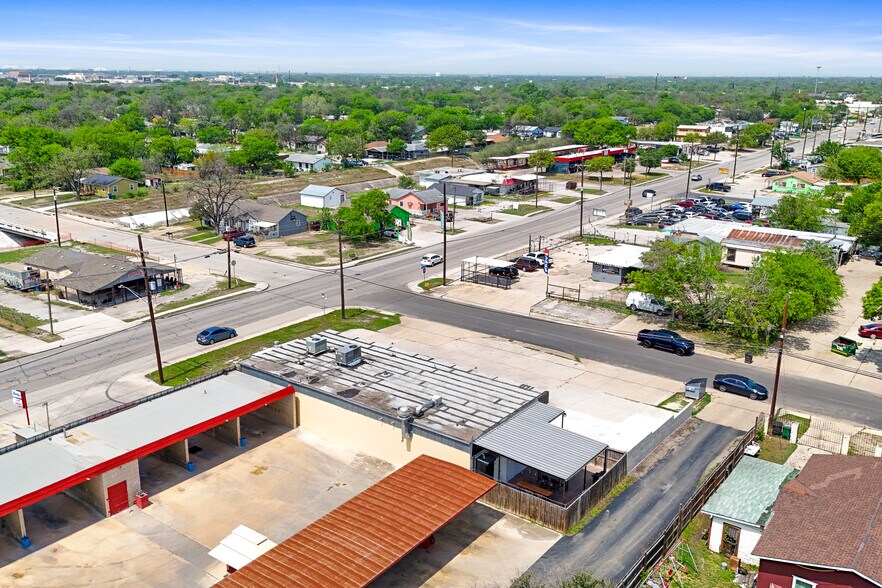 More Photos Of 734 Cantrell Dr, San Antonio Restaurant For Sale