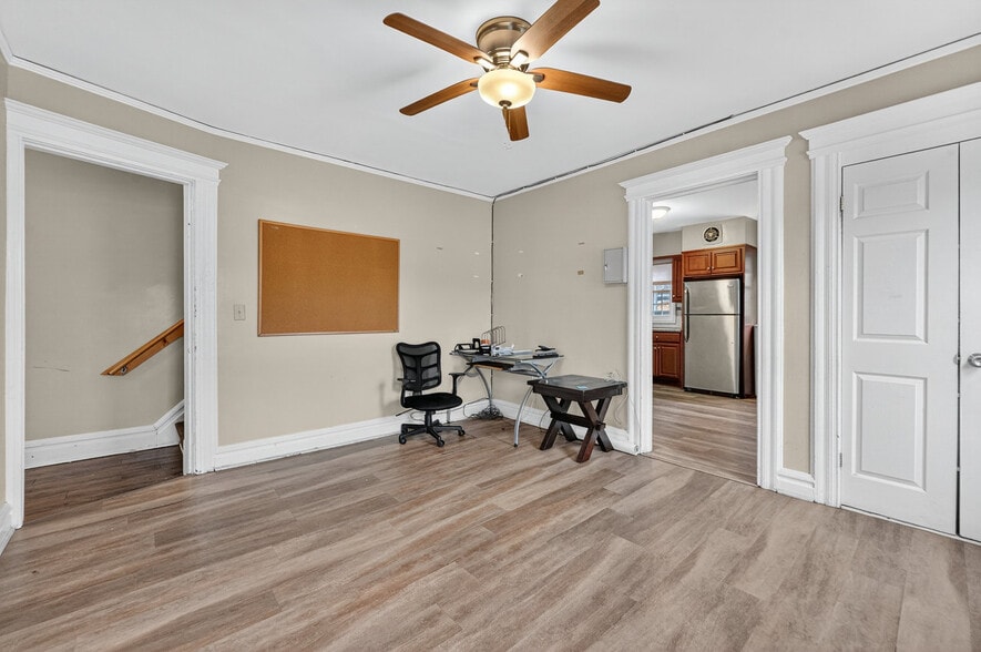 More Photos Of 160 Bloomfield Ave, Verona Storefront Retail Office For Sale