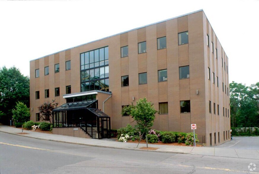 More Photos Of 2000 Commonwealth Ave, Newton Office For Lease
