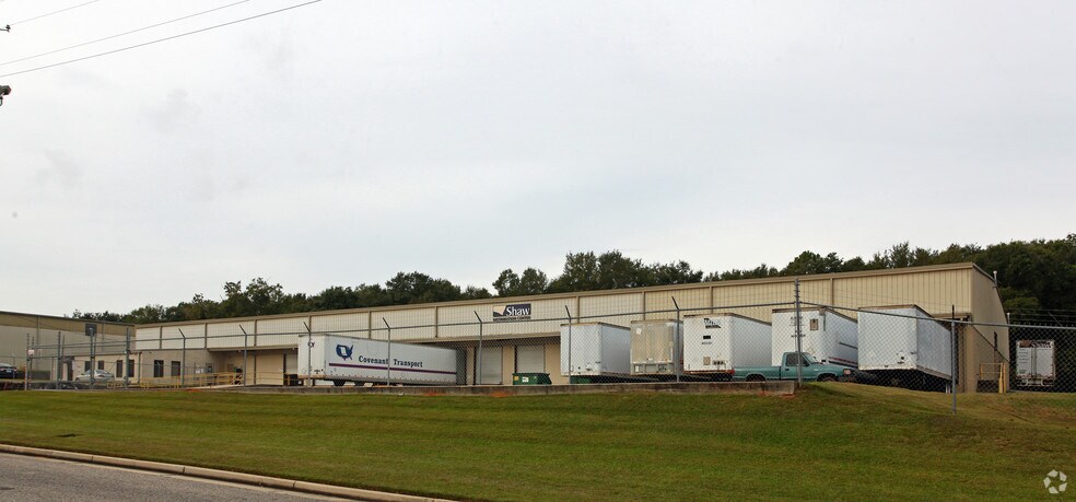 More Photos Of 5440 Business Pky, Mobile Distribution For Lease