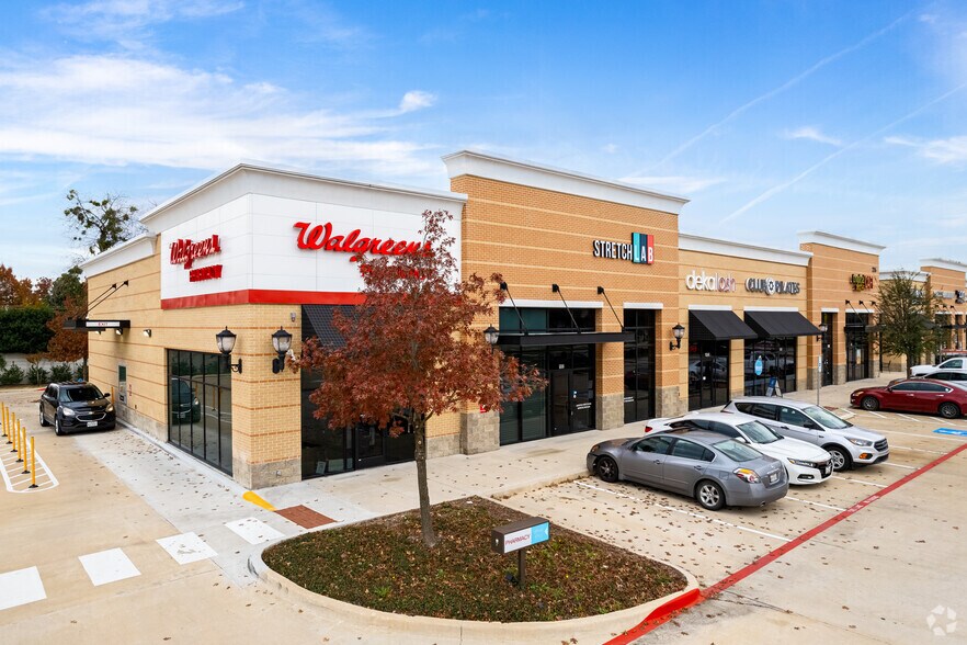 More Photos Of 210 N Murphy Rd, Murphy Storefront For Lease