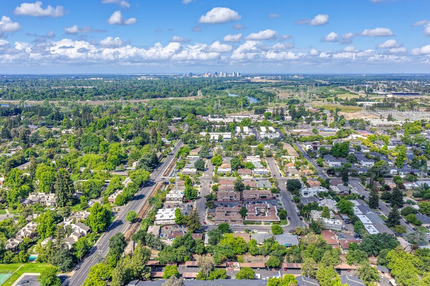 More Photos Of 2312 Villanova Cir, Sacramento Apartments For Sale