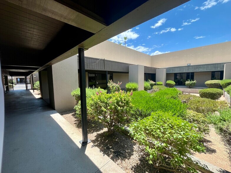 More Photos Of 10221 N 32nd St, Phoenix Office For Lease