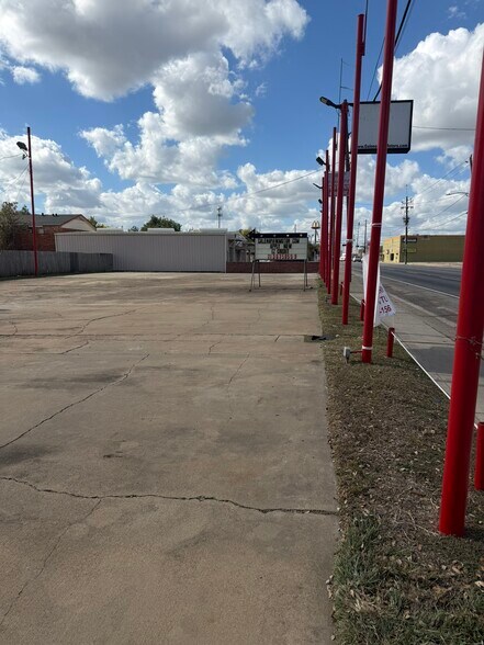 More Photos Of 1706 Clinton Dr, Galena Park Storefront Retail Office For Sale