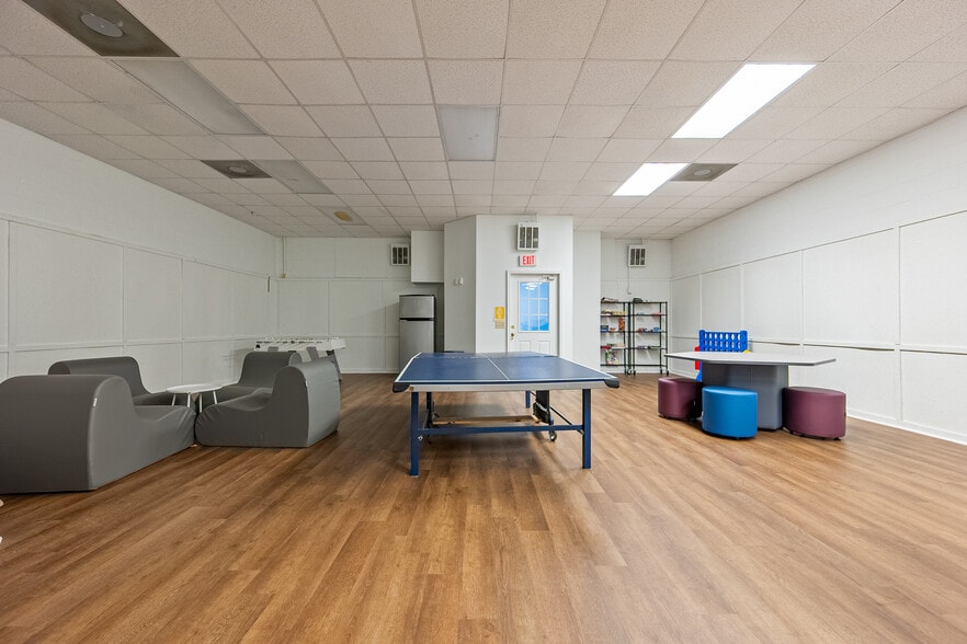 More Photos Of 522 N Main St, Hillsville Office Residential For Sale