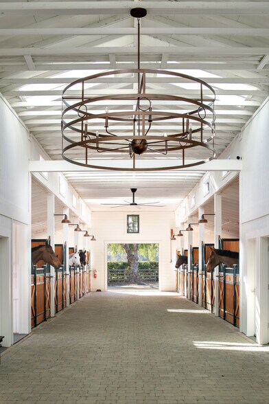 More Photos Of 16147 Via De Santa Fe, Rancho Santa Fe Specialty For Sale