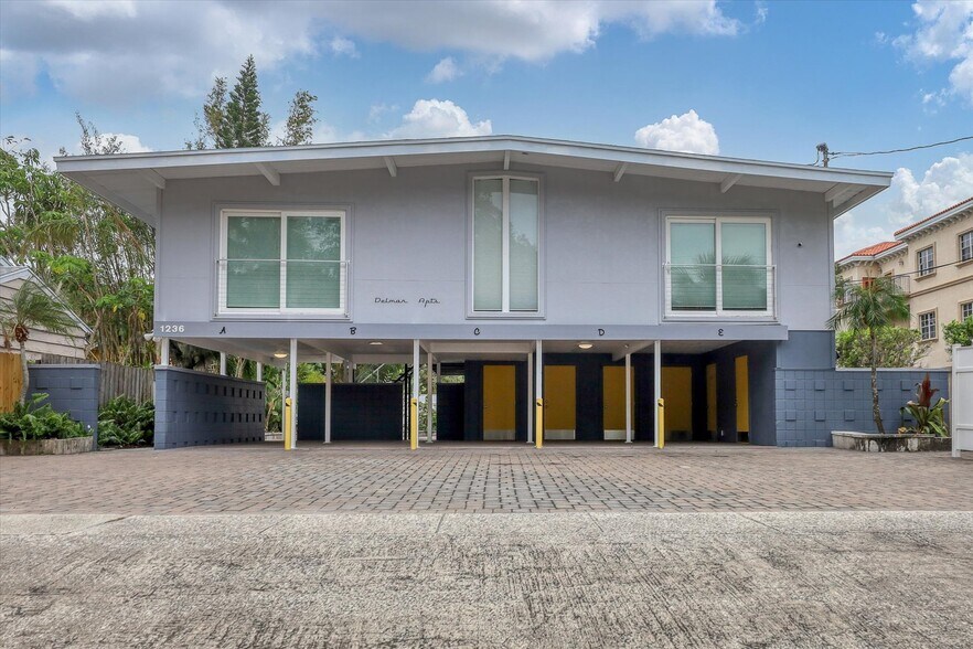 More Photos Of 1236 13th St, Sarasota Apartments For Sale