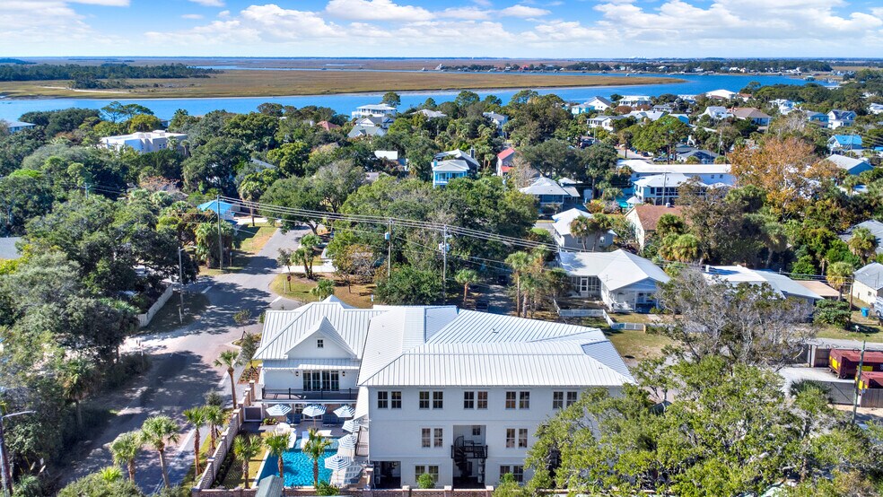 More Photos Of 104 17th st, Tybee Island Apartments For Sale