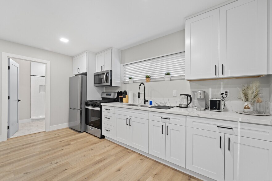 More Photos Of 3019-23 E 10th Street, National City Apartments For Sale
