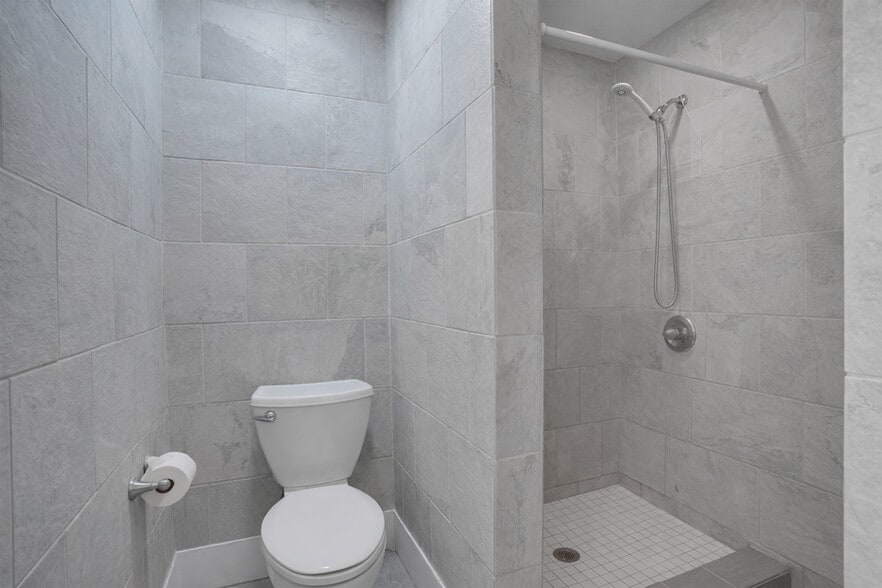 More Photos Of 316 W Columbus Dr, Tampa Apartments For Sale