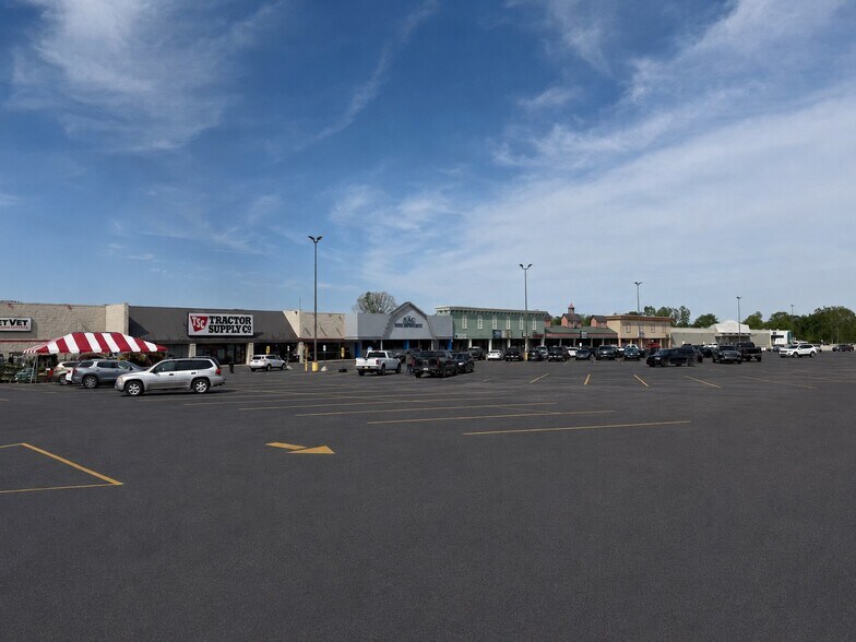 Primary Photo Of 67300-67500 Main St, Richmond Unknown For Lease