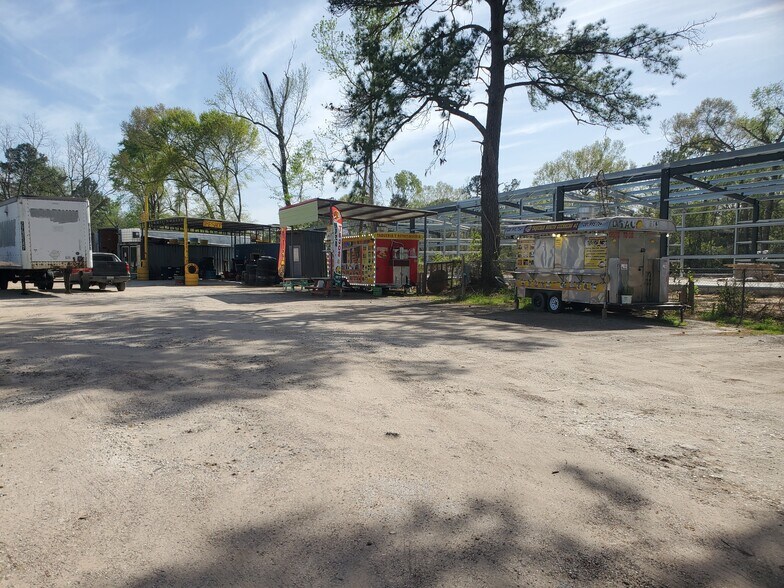 More Photos Of 10994 Fostoria Rd, Cleveland Land For Sale