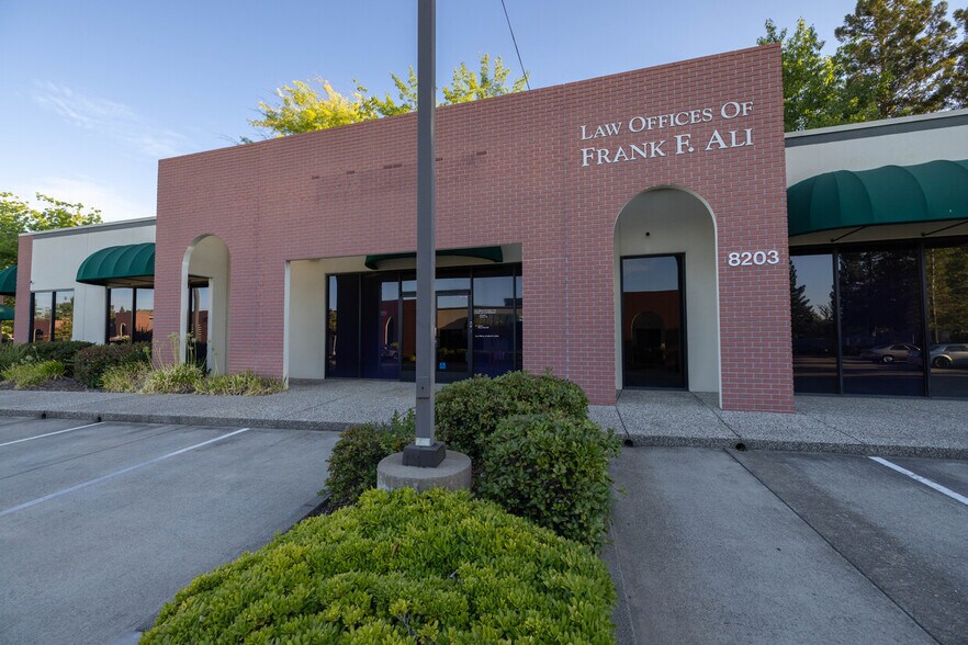More Photos Of 8203 Sierra College Blvd, Roseville Office For Sale