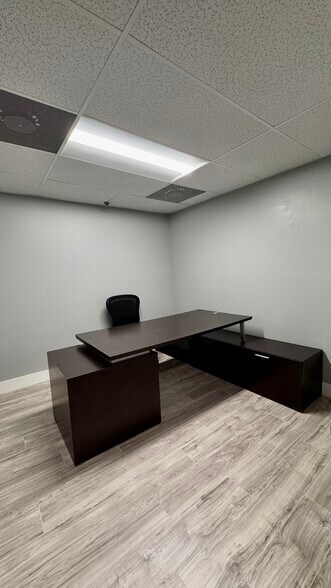 More Photos Of 3001 SW 10th St, Pompano Beach Coworking Space