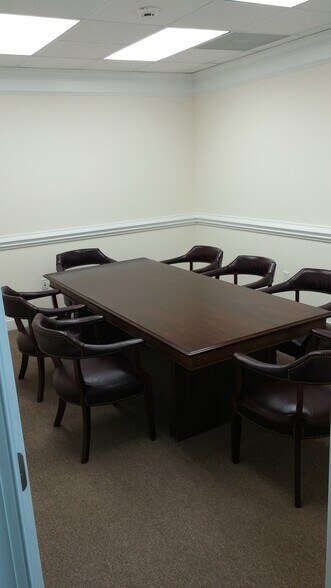 More Photos Of 18809 W Catawba Ave, Cornelius Medical For Lease
