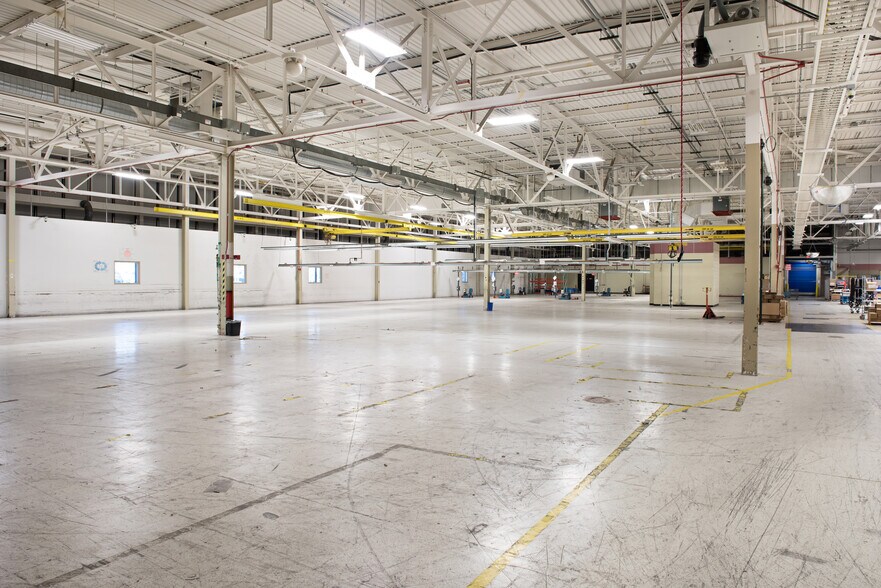More Photos Of 2900 37th St, Rochester Warehouse For Lease