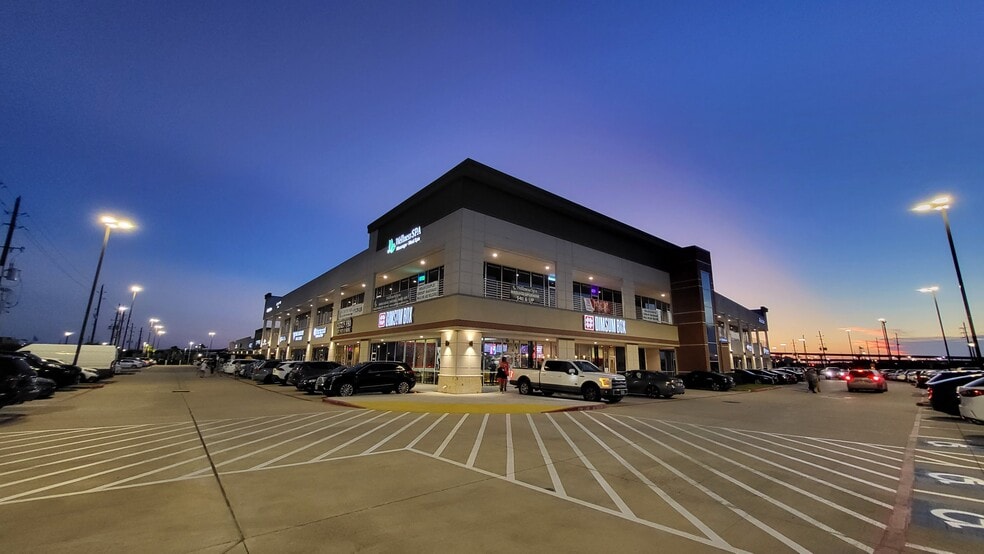 More Photos Of 1223 Grand West Blvd, Katy Restaurant For Lease