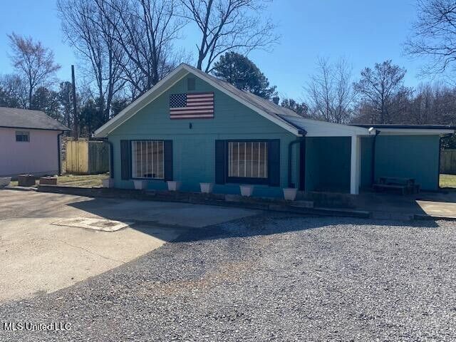 Primary Photo Of 7696 Highway 4 W, Senatobia Office For Sale