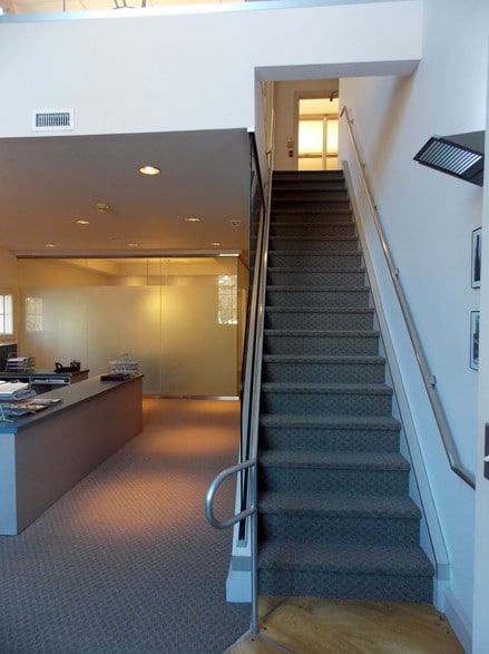 More Photos Of 1118 General Washington Memori Blvd, Washington Crossing Office For Lease