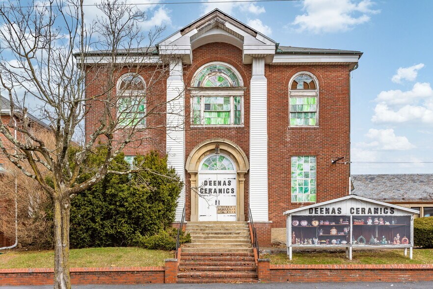 Primary Photo Of 1160 Chestnut St, Kulpmont Freestanding For Sale