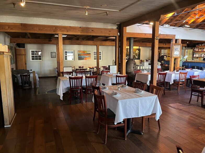 More Photos Of 5862-5872 Doyle St, Emeryville Restaurant For Sale