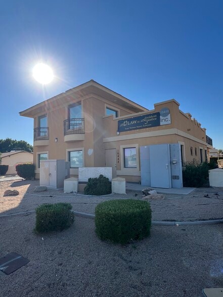 More Photos Of 16448 N 40th St, Phoenix Loft Creative Space For Sale