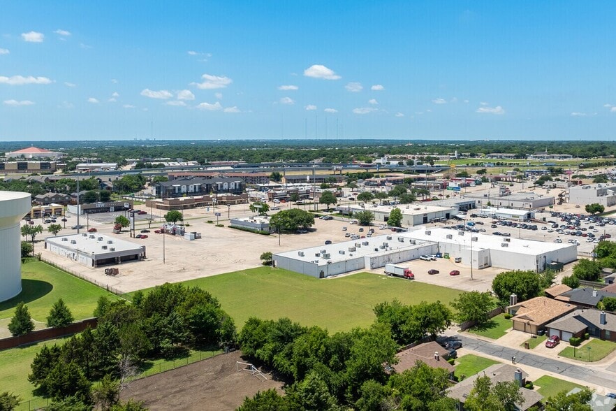 More Photos Of , Dallas General Retail For Sale