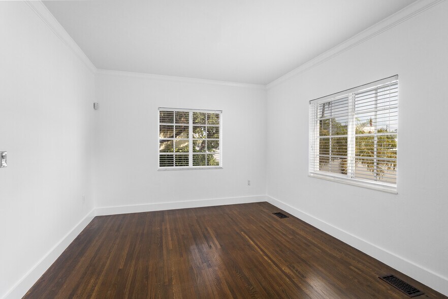 More Photos Of 5810 Biscayne Blvd, Miami Loft Creative Space For Sale
