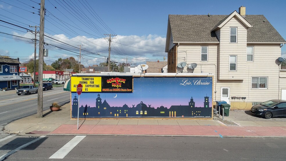 More Photos Of 6001 State Rd, Parma Restaurant For Sale