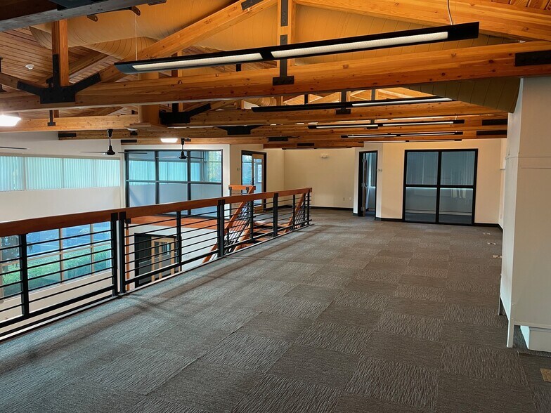 More Photos Of 23221 E Knox Ave, Liberty Lake Light Manufacturing For Lease