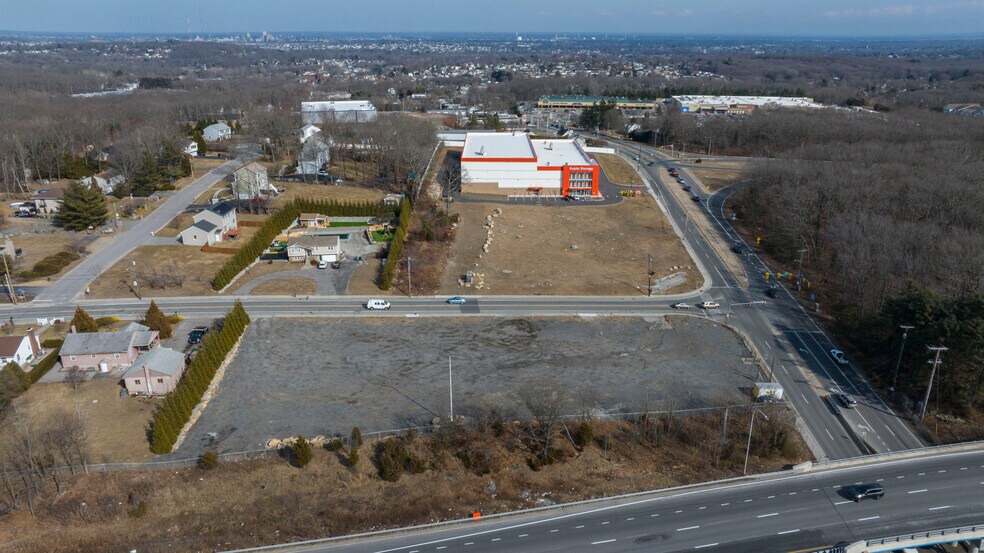 More Photos Of 1827 Plainfield Pike, Johnston Land For Sale