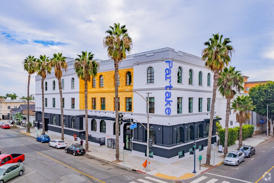 Primary Photo Of 456 Elm Ave, Long Beach Restaurant For Sale