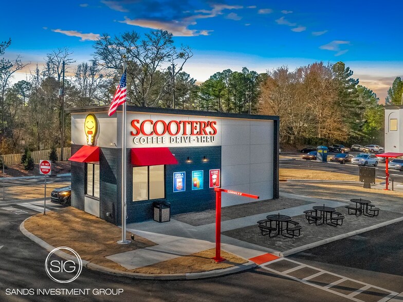 Primary Photo Of 761 Powder Springs St, Marietta Fast Food For Sale