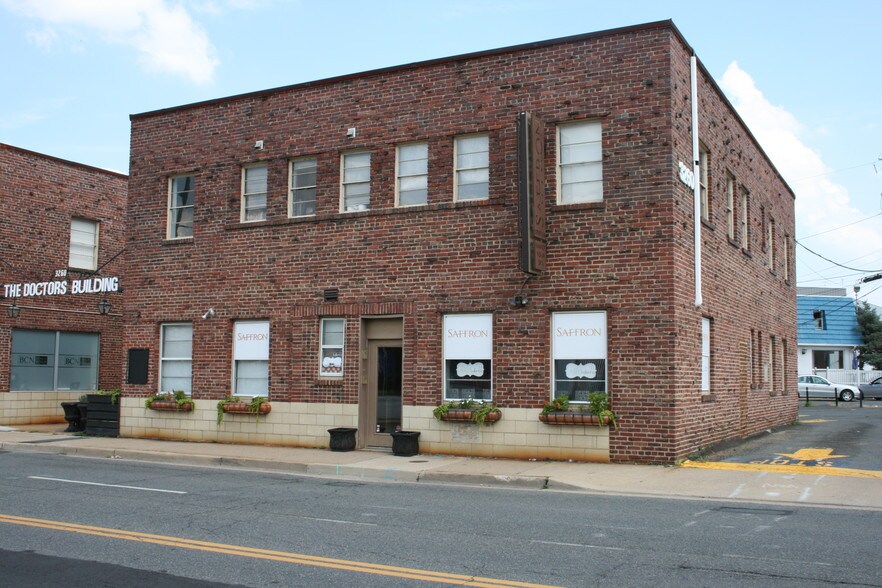 More Photos Of 3260 Wilson Blvd, Arlington Office For Lease