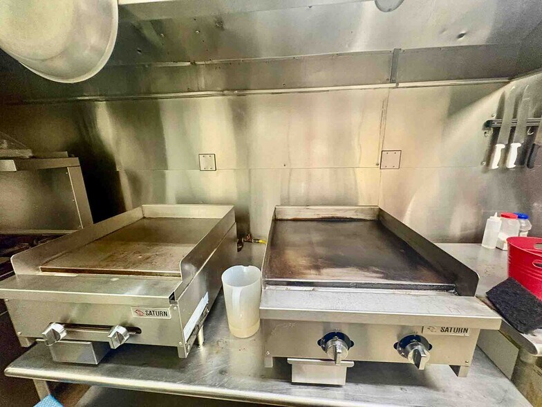 More Photos Of 117 Oxford ave, Enid Restaurant For Sale