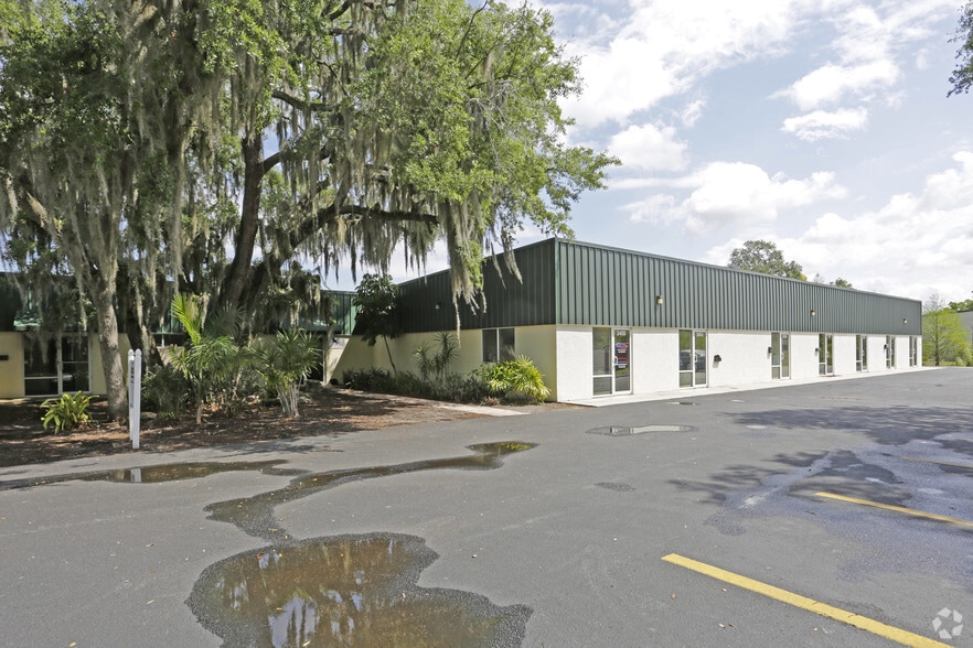 More Photos Of 2428-2474 Manatee Ave E, Bradenton Warehouse For Lease