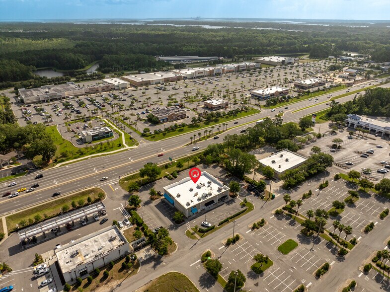 More Photos Of 463852 Sr-200, Yulee Restaurant For Lease
