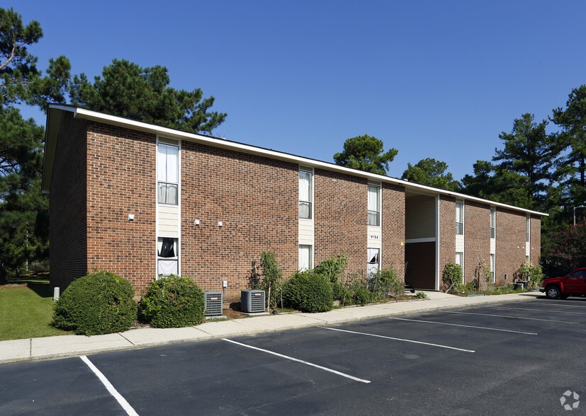 More Photos Of 6535 Summertime Apartments, 6535 Jeffrey Dr, Fayetteville Apartments For Sale