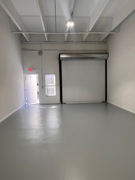 More Photos Of 1101 Holland Dr, Boca Raton Light Manufacturing For Lease