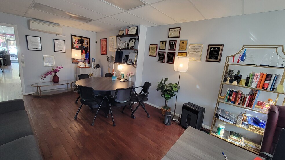 More Photos Of 172-12 Linden Blvd, Saint Albans Storefront Retail Residential For Sale