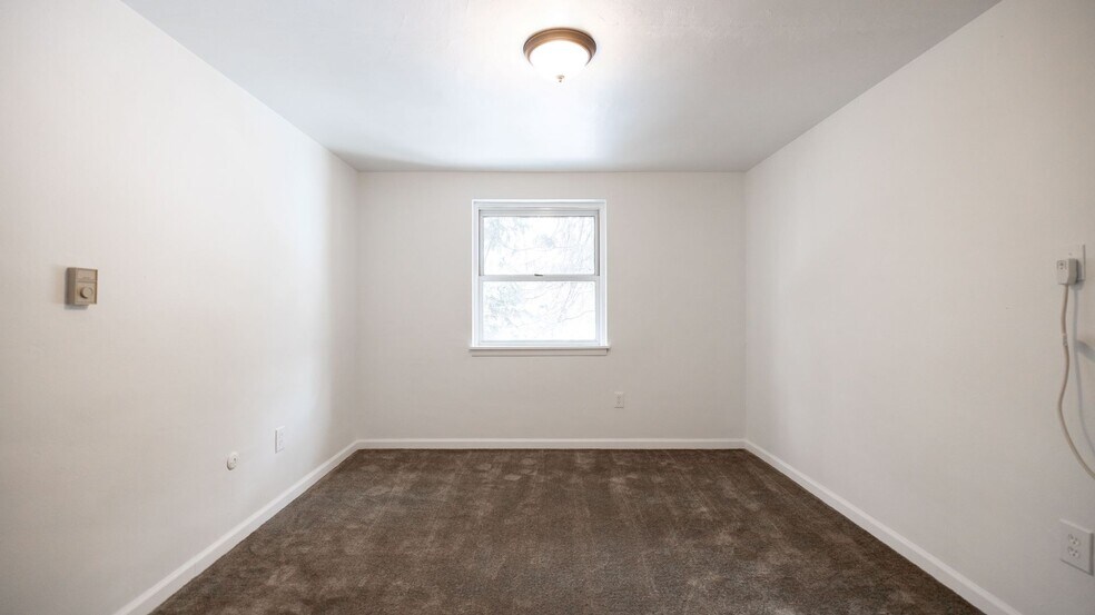 More Photos Of 1005-1015 Willowbrook Dr, Greensburg Apartments For Sale